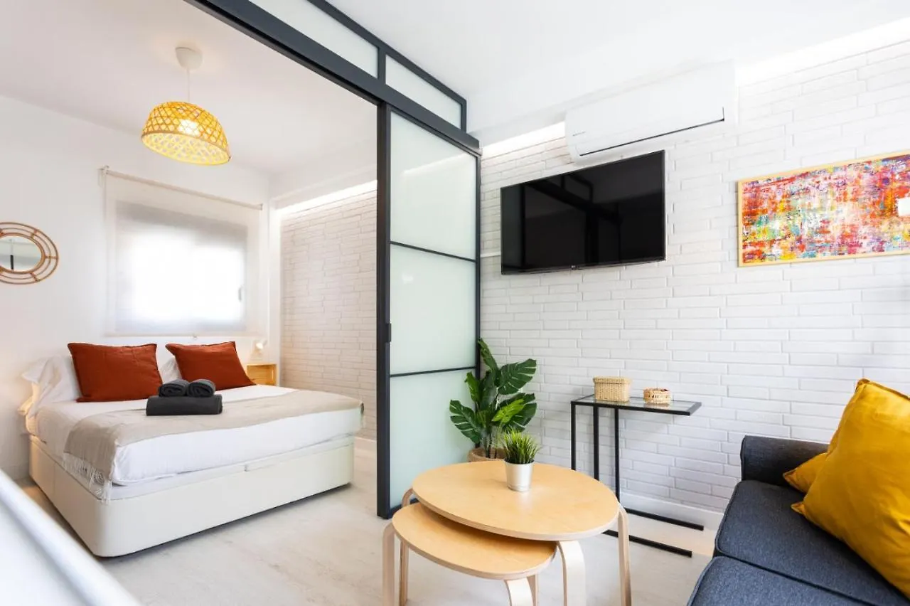 Suite Home Cervantes Málaga 0*,
