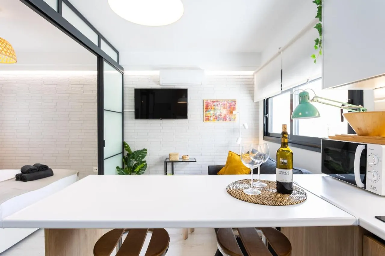 Suite Home Cervantes Málaga 0*,